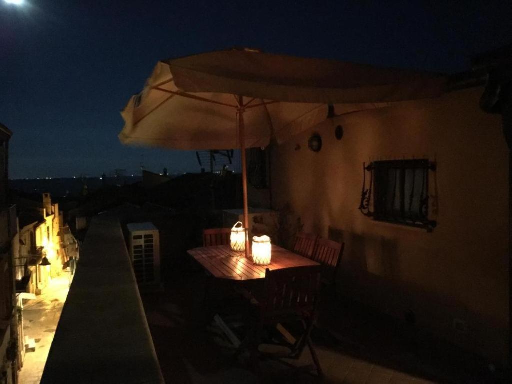 Guest House Dimora Fiorita Serracapriola Exterior foto